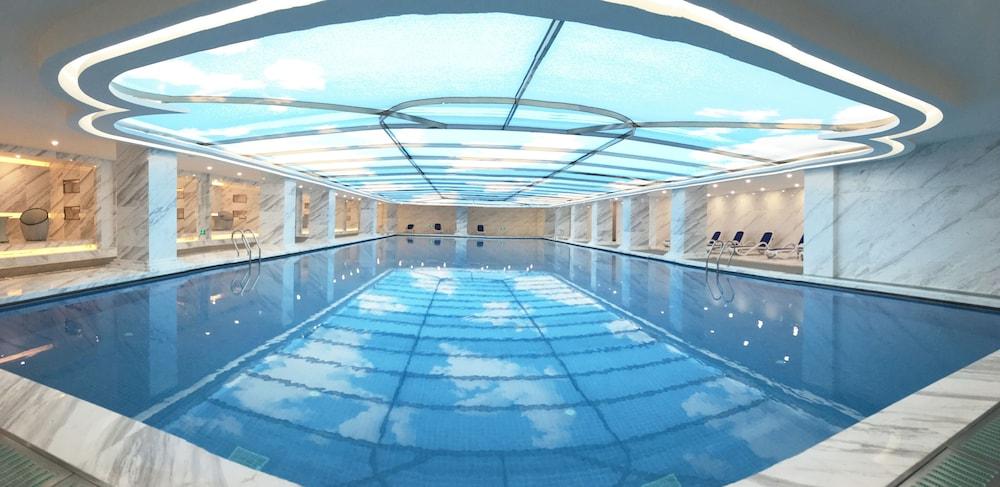 シャンハイ ロイヤル ガーデン ホテル 上海市 エクステリア 写真
